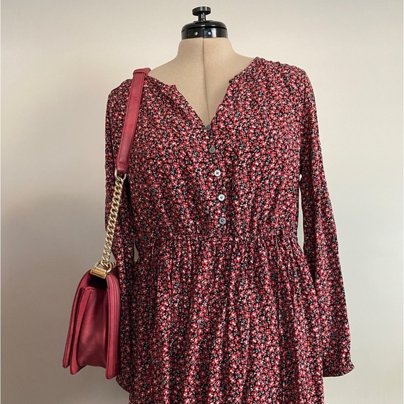 BCBG Red chain strap bag - Picture 7 of 7